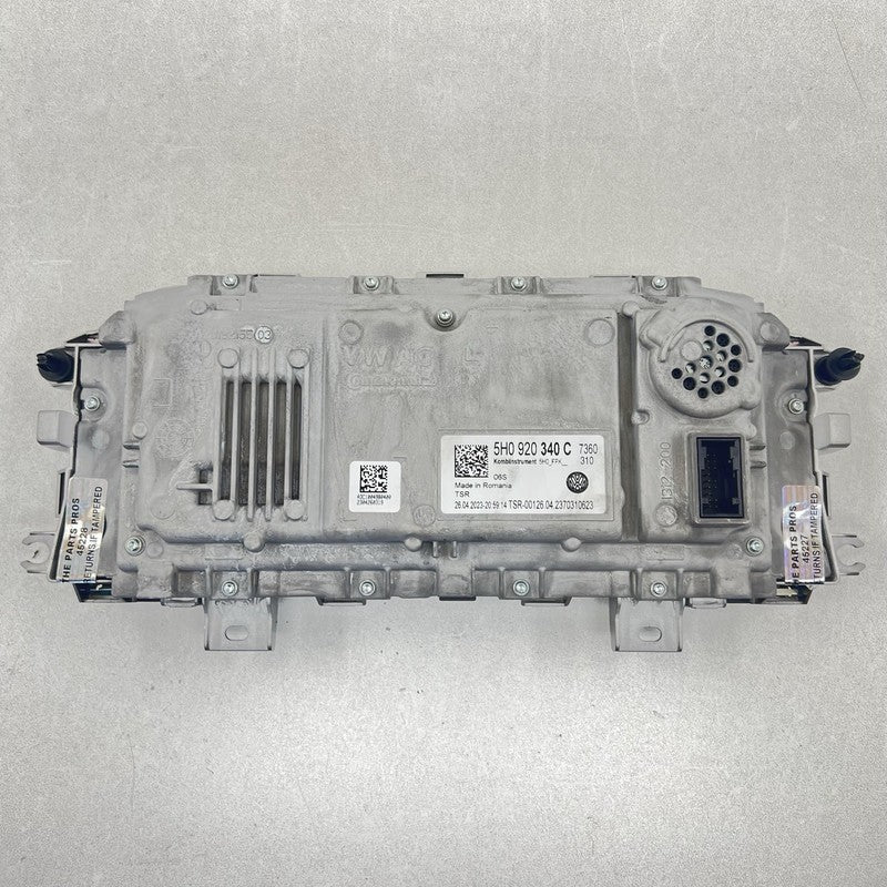 A2C1821560200 22-24 VOLKSWAGEN GOLF R MK8 DIGITAL SPEEDOMETER INSTRUMENT CLUSTER GAUGE OEM