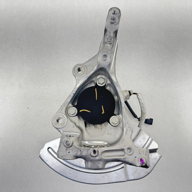 8551 6631 / 85516631 22-24 CADILLAC CT5 V BLACKWING DRIVER LEFT FRONT SPINDLE KNUCKLE HUB BEARING OEM