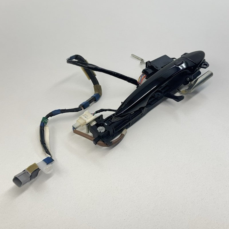 89991-30040 / 89991 30040 / 8999130040 06-13 Lexus IS250 IS350 IS F Right Front Exterior Door Handle 89991-30040 OEM