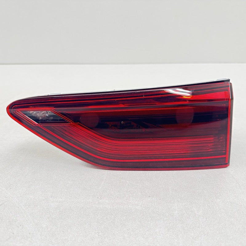 5H0-945-094-C / 5H0.945.094.C / 5H0945094C / 5H0 945 094 C 22-24 VOLKSWAGEN GOLF R MK8 RIGHT REAR INNER TAILLIGHT TAIL L