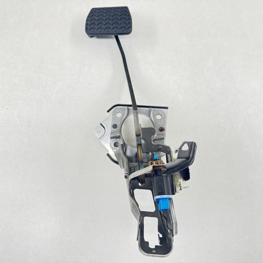 89510-47040 / 89510 47040 / 8951047040 23-25 TOYOTA PRIUS BRAKE PEDAL ASSEMBLY WITH SENSORS 89510-47040 OEM
