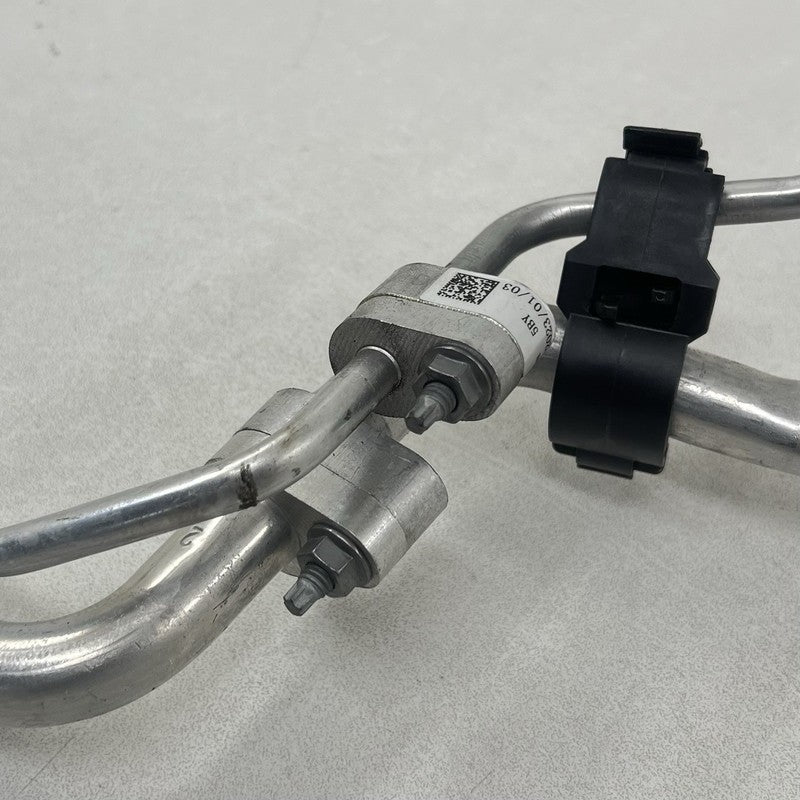 5WB-816-738-C / 5WB 816 738 C / 5WB816738C 22-25 VOLKSWAGEN GOLF R MK8 HVAC AIR CONDITIONING AC HOSE LINE PIPE SET OEM