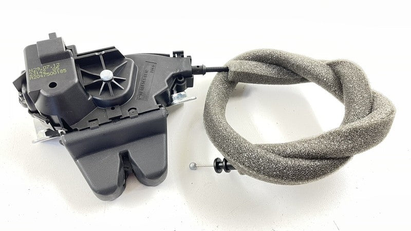 2047500185 / A2047500185 / A 204 750 01 85 0185 12-14 MERCEDES BENZ W204 C CLASS TRUNK LID LOCK LATCH ACTUATOR 204750018