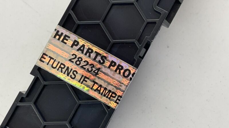 9869539 20-23 TOYOTA SUPRA RADIO VOLUME CONTROL INTERFACE PANEL MODULE 9869539 OEM