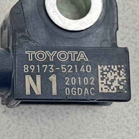 89173-52140 / 89173 52140 / 8917352140 23-25 TOYOTA PRIUS FRONT CRASH IMPACT SENSOR PAIR 89173-52140 OEM