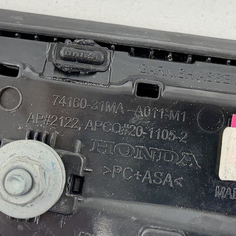 74160-31MA-A011-M1 / 74160 31MA A011 M1 / 7416031MAA011M1 24-26 Acura Integra Type S Hood Vent Grille Grill Insert Trim 