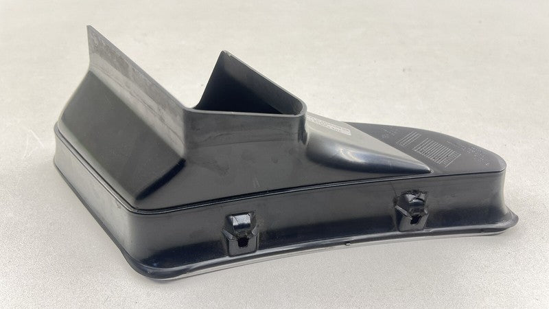 987.504.750.01 / 987 504 750 01 / 98750475001 05-12 PORSCHE BOXSTER S 987 RIGHT SIDE QUARTER PANEL AIR VENT 98750475001 