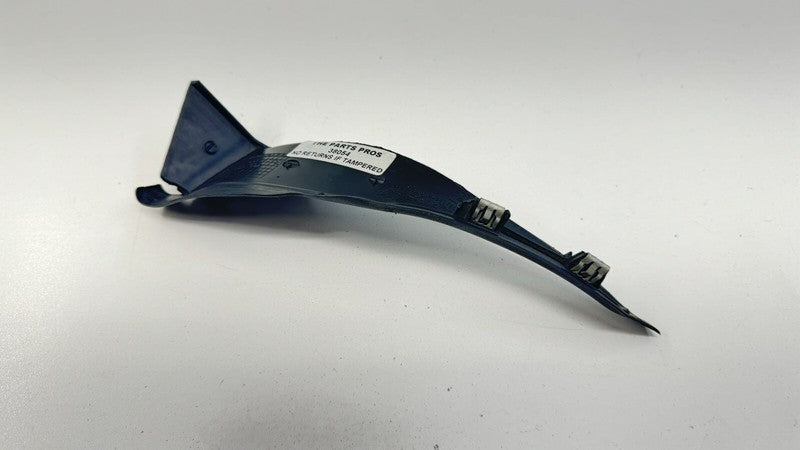 84871786 20-23 CADILLAC CT4 PASSENGER RIGHT FRONT WINDSHIELD COWL FENDER TRIM COVER OEM
