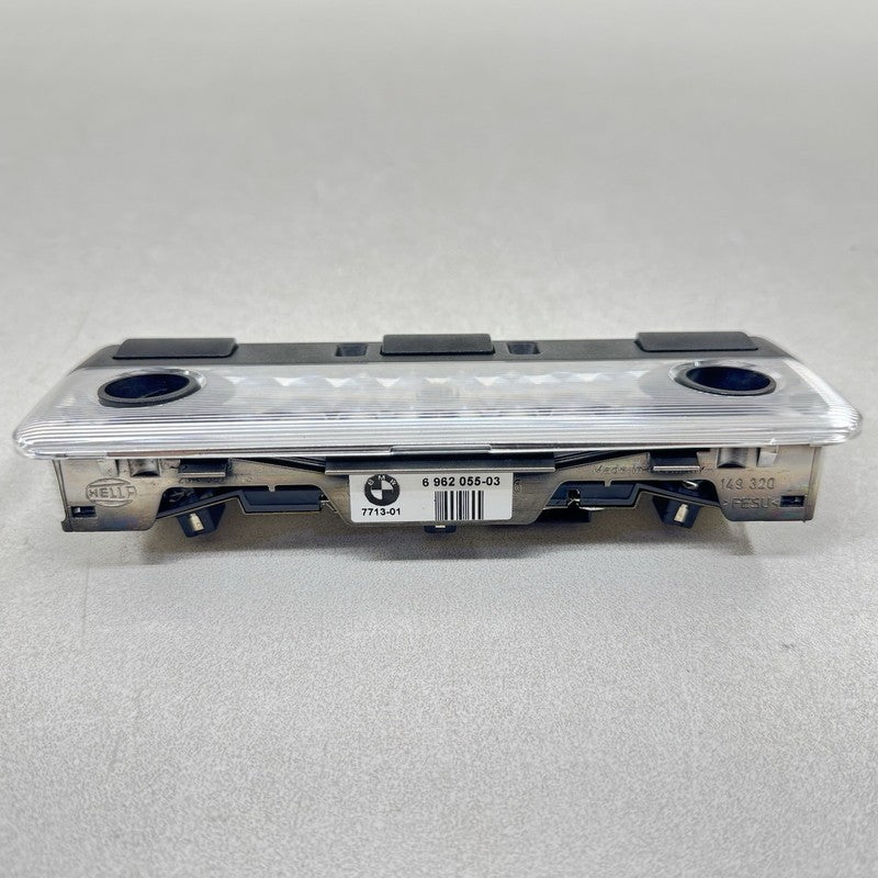 6 962 055 / 6962055 06-10 BMW M6 E63 E64 Overhead Console Dome Reading Light Lamp Switch 6962055 OEM