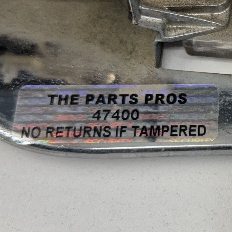 76801-48330/ 76801 48330 / 7680148330 08-13 Toyota Highlander Rear Trunk License Plate Light Trim Moulding Chrome OEM