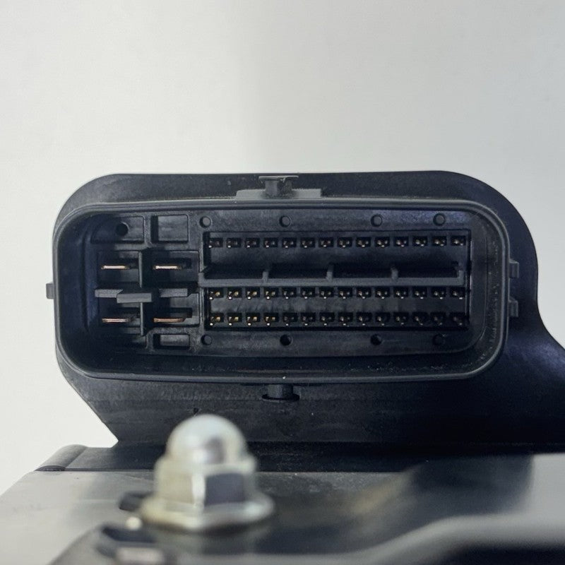 44540-53100 / 44540 53100 / 4454053100 08-09 Lexus IS F Anti Brake Lock Pump Module ABS Pump 44540-53100 OEM