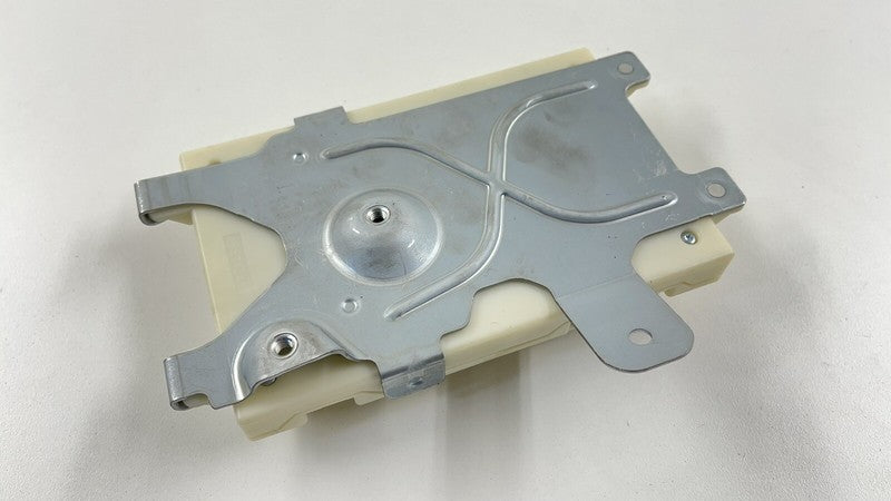 1729007900 / A1729007900 / A 172 900 79 00 7900 12-14 MERCEDES BENZ W204 C CLASS KEYLESS GO ENTRY CONTROL MODULE 1729007