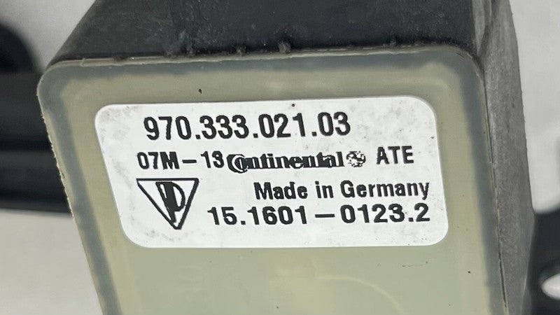 970.333.021.03 / 970 333 021 03 / 97033302103 10-16 PORSCHE PANAMERA LEFT REAR HEADLIGHT HEIGHT SUSPENSION LEVEL SENSOR 
