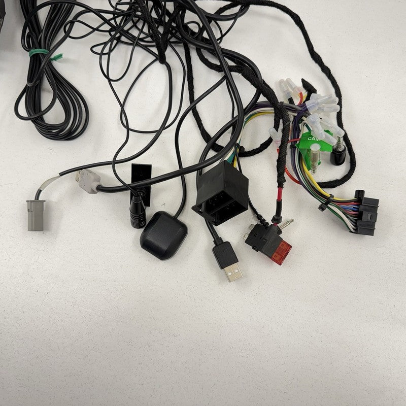 YJ5-244K-01 / YJ5 244K 01 / YJ5244K01 06-08 Porsche Cayman 987 Kenwood Radio Display Screen Head Unit W/ Wire Harness