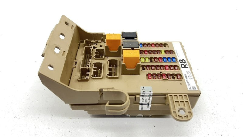 82201VC011 22-24 SUBARU WRX INTERIOR CABIN FUSE RELAY JUNCTION BOX 82201VC011 OEM