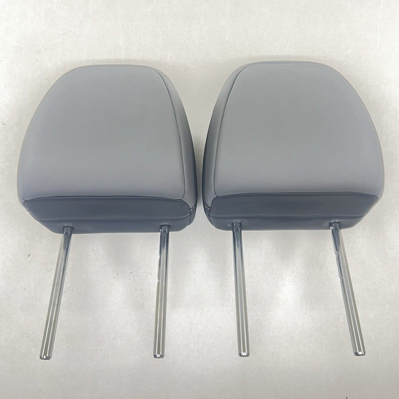 24-26 SUBARU CROSSTREK LIMITED LEFT AND RIGHT FRONT HEADREST HEAD REST PAIR OEM
