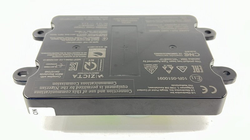 13555223 / 1355 5223 22-24 CADILLAC CT5 V BLACKWING CENTER CONSOLE WIRELESS CHARGE PHONE CHARGING OEM