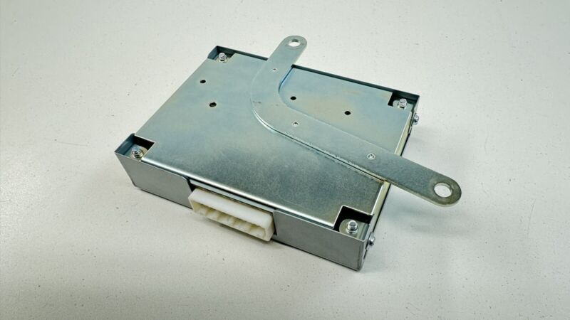 32520AA332 15-17 SUBARU WRX STI DIFFERENTIAL CONTROL MODULE DCCD 32520AA332 OEM