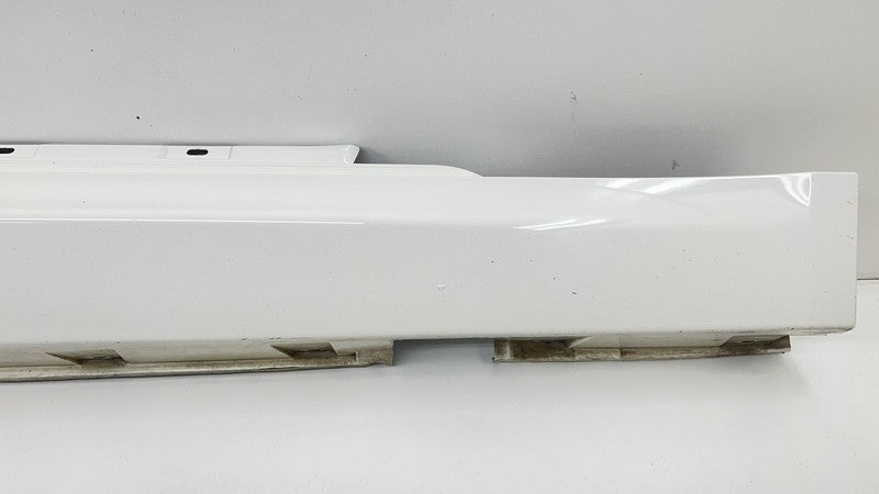 5177 7 898 214 / 51777898214 06-10 BMW M6 E63 E64 PASSENGER RIGHT SIDE SKIRT ROCKER PANEL COVER TRIM OEM