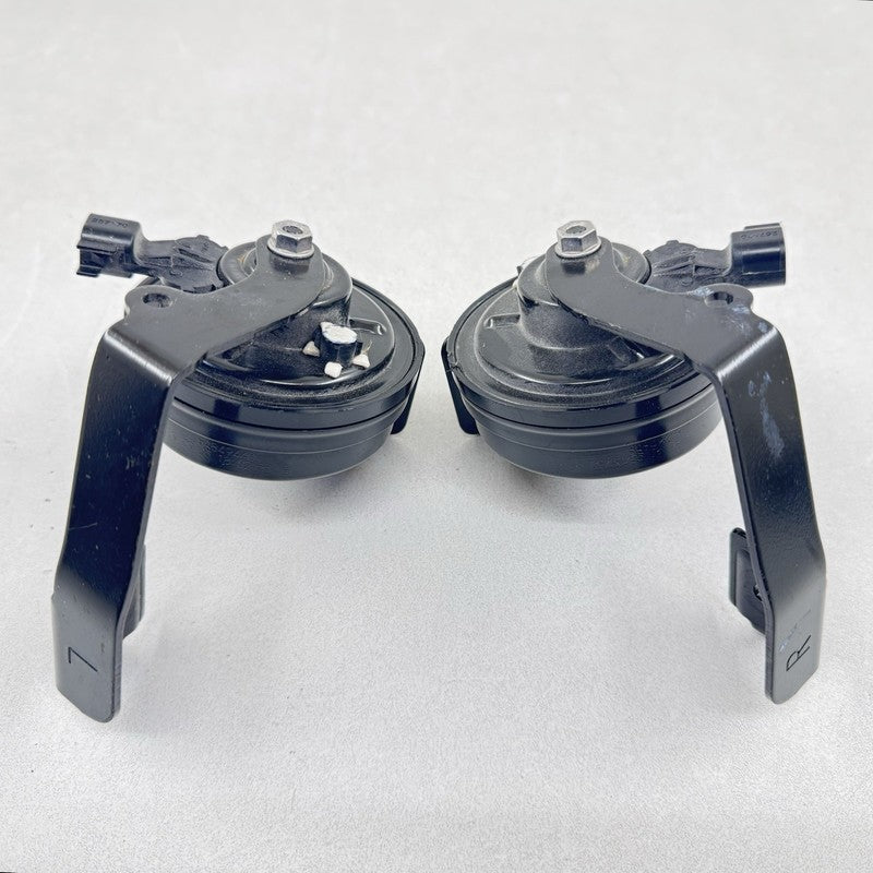 22-25 CADILLAC CT5 V BLACKWING LOW AND HIGH NOTE PITCH HORN SIREN ALARM PAIR OEM