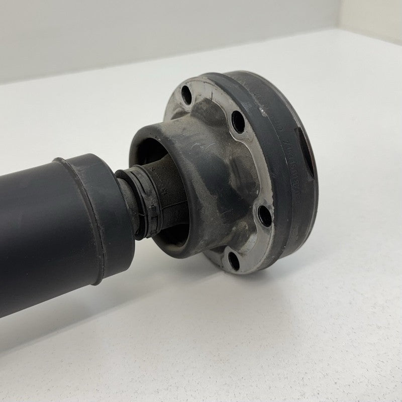 2 284 490 / 2284490 12-16 BMW M5 F10 DCT Driveshaft Drive Shaft Propeller Line Carrier 2284490 OEM