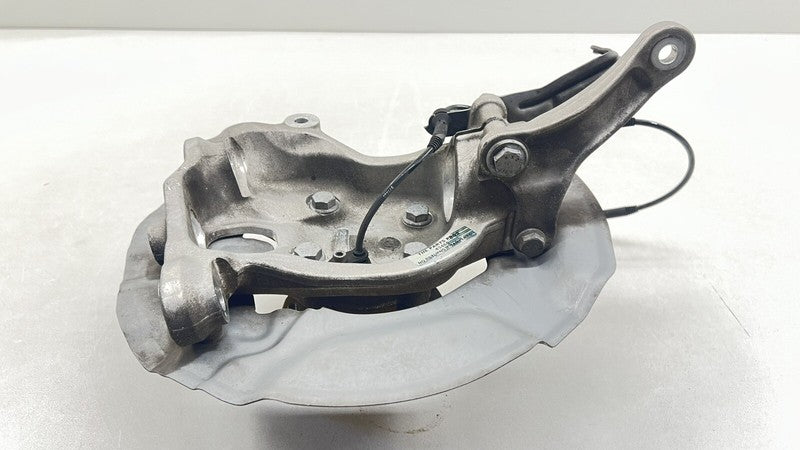 2 282 889 / 2282889 06-10 BMW M6 E63 E64 DRIVER LEFT FRONT WHEEL SPINDLE KNUCKLE HUB BEARING OEM