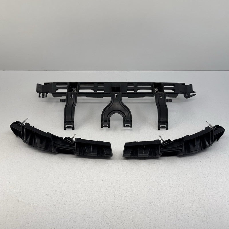 12-18 Mercedes W218 CLS550 Rear Bumper Cover Bracket Support Mount Set
