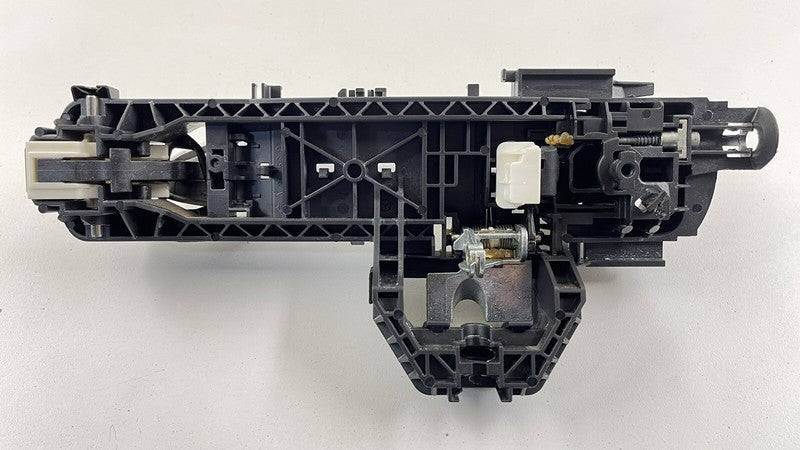 2127600934 / A2127600934 / A 212 760 09 34 10-13 MERCEDES BENZ W212 E CLASS PASSENGER RIGHT REAR EXTERIOR DOOR HANDLE OE