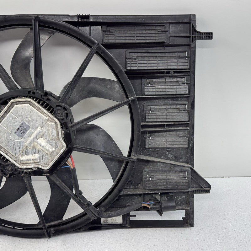 18-25 Audi A4 A5 S4 S5 Engine Radiator Cooling Fan Motor Shroud Assemb