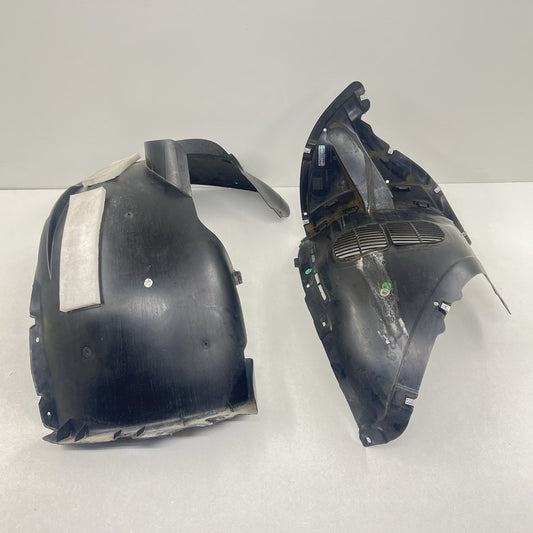 5H0.805.969A 22-25 VOLKSWAGEN GOLF R LEFT FRONT FENDER LINER WHEEL ARCH SPLASH GUARD PAIR OEM