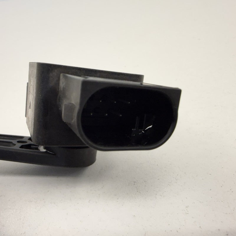 997.631.121.00 / 997 631 121 00 / 99763112100 05-12 Porsche 911 997 Boxster Cayman 987 Left Front Height Level Sensor OE