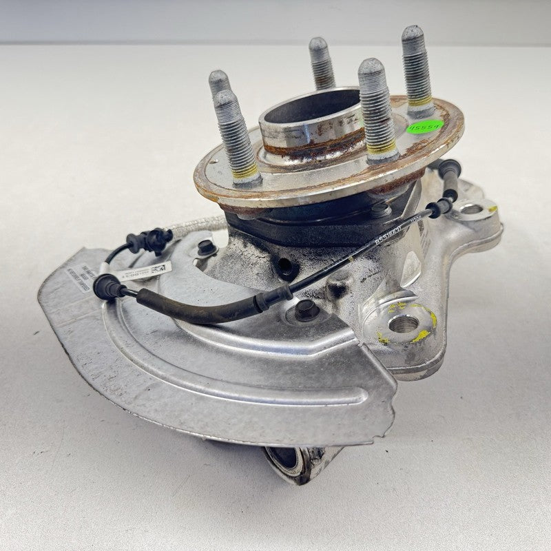 8551 6631 / 85516631 22-24 CADILLAC CT5 V BLACKWING DRIVER LEFT FRONT SPINDLE KNUCKLE HUB BEARING OEM