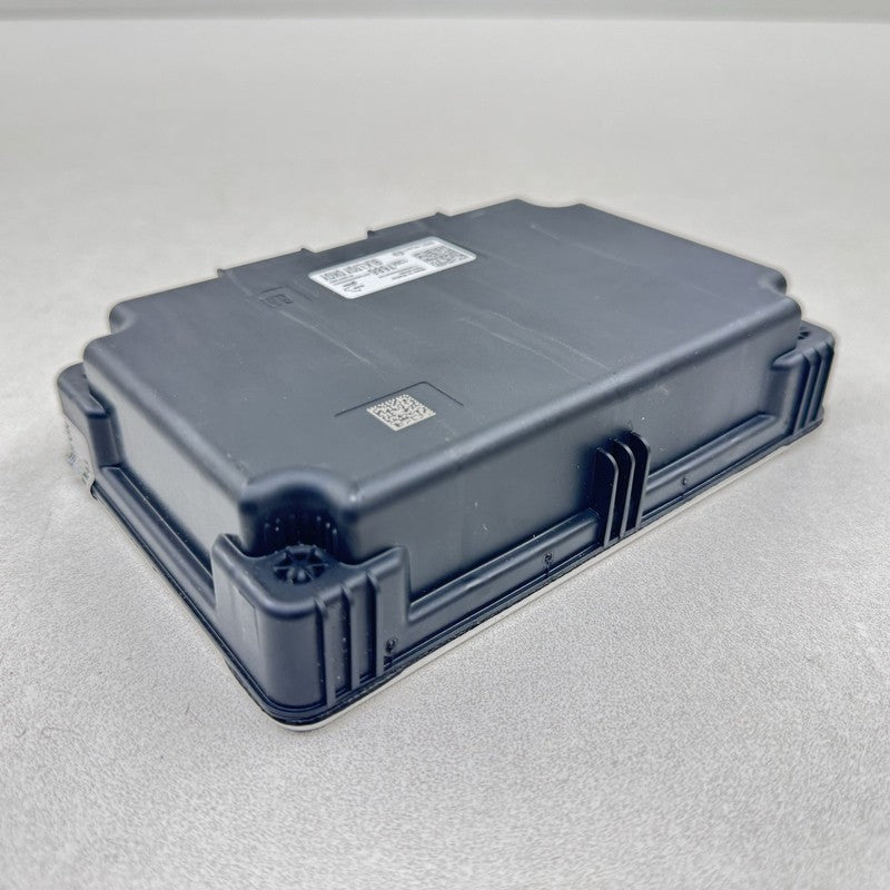 13557686 / 1355 7686 22-25 CADILLAC CT5 V BLACKWING NETWORK GATEWAY CONTROL MODULE 13550127 OEM