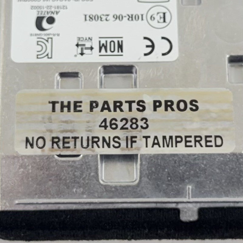 GN819-00680 / GN819 00680 / GN81900680 23-25 TOYOTA PRIUS CENTER CONSOLE WIRELESS PHONE CHARGER WITH SURROUND TRIM OEM