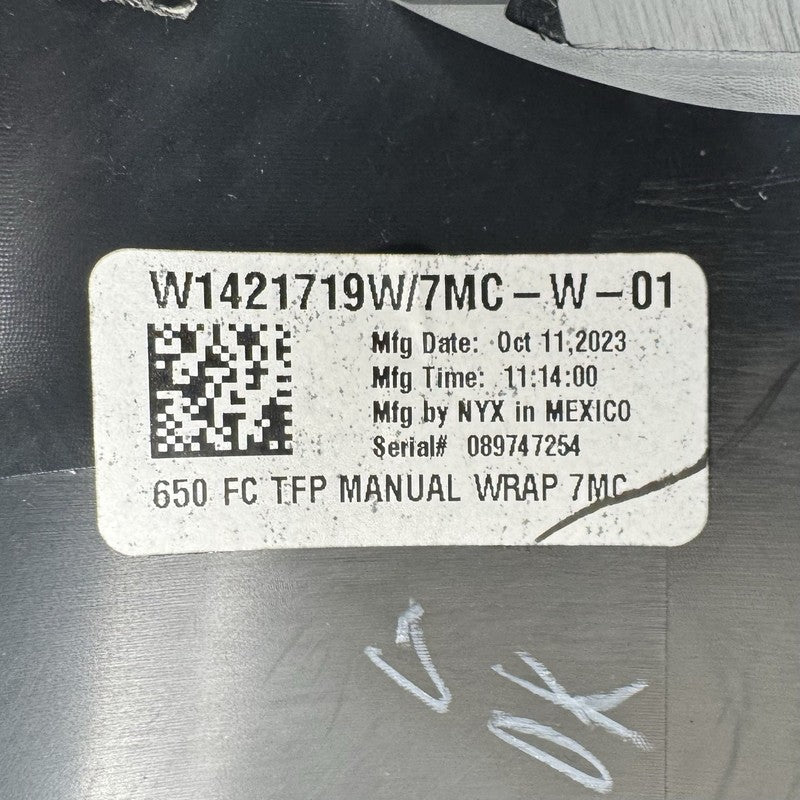 PR3B C045B44 DD37MC / PR3BC045B44DD37MC 24-26 Ford Mustang Performance Pack Center Console Panel Cover W/ Knee Pads OEM