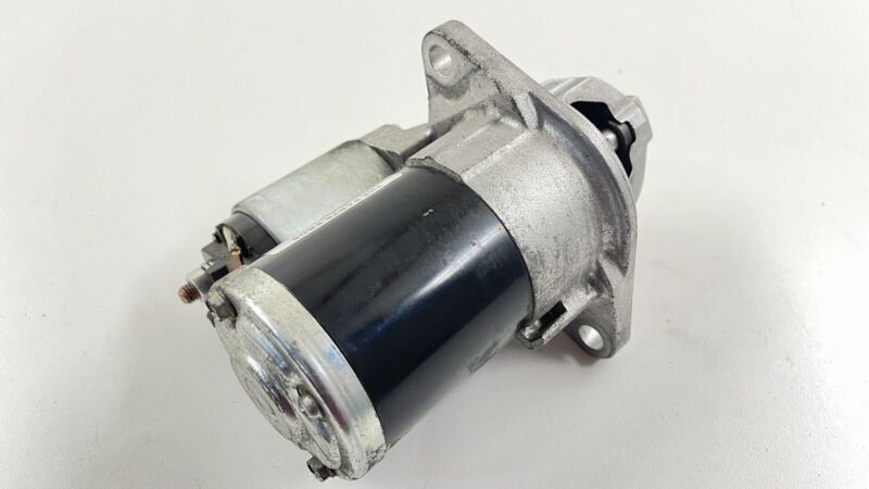 23300 AA710 / 23300-AA710 / 23300AA710 15-21 SUBARU WRX 2.0L AUTOMATIC MOTOR ENGINE CRANK STARTER 23300 AA710 OEM