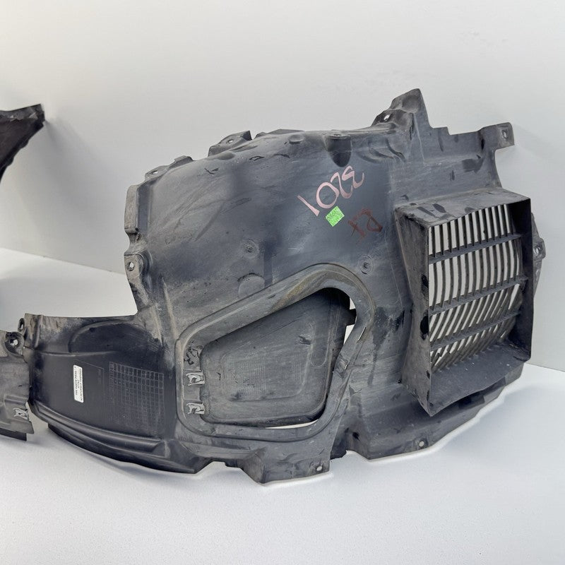 276487 10 / 27648710 12-16 BMW M5 F10 Right Front Fender Liner Wheel Arch Shield Splash Guard Set OEM