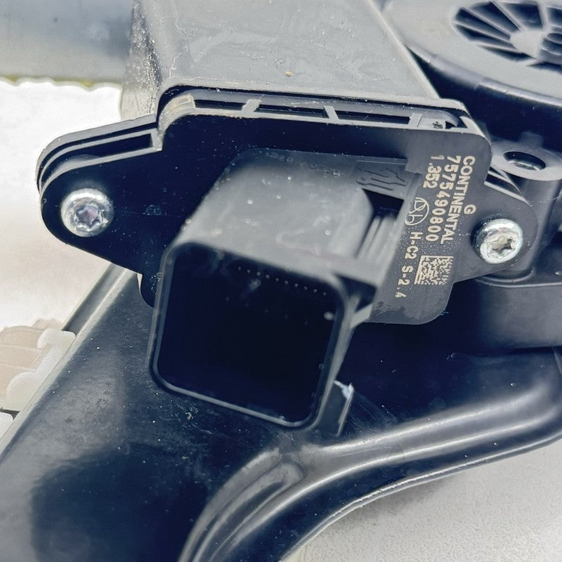 84943603 22-25 CADILLAC CT5 V BLACKWING RIGHT FRONT DOOR GLASS WINDOW REGULATOR MOTOR OEM