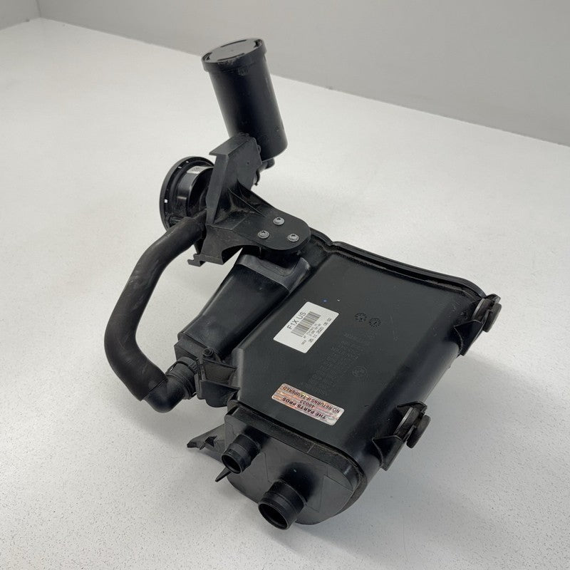 7 347 621 / 7347621 12-16 BMW M5 F10 Fuel Evap Vapor Charcoal Emission Canister OEM