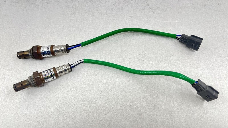 150200-4510 / 150200 4510 / 1502004510 22-25 NISSAN Z EXHAUST MANIFOLD AIR FUEL RATIO OXYGEN O2 SENSOR PAIR OEM