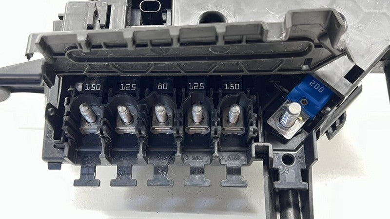 A 205 540 17 50 1750 / A2055401750 / 2055401750 15-21 MERCEDES-BENZ C63S W205 ENGINE BAY FUSE RELAY JUNCTION BOX OEM