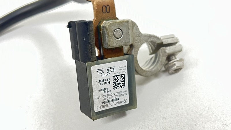 A 000 905 00 54 0054 / A0009050054 / 0009050054 12-18 MERCEDES BENZ CLS550 NEGATIVE GROUND BATTERY TERMINAL END LINK WIR
