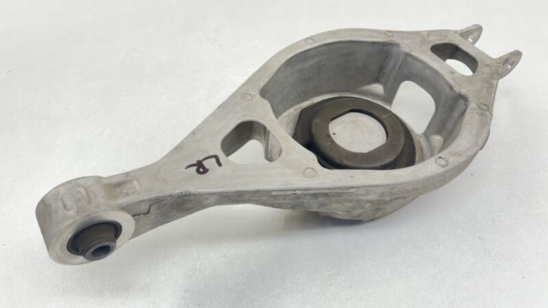 Does Not Apply 24-25 NISSAN Z NISMO LEFT REAR SPINDLE KNUCKLE HUB BEARING W/ CONTROL ARMS OEM