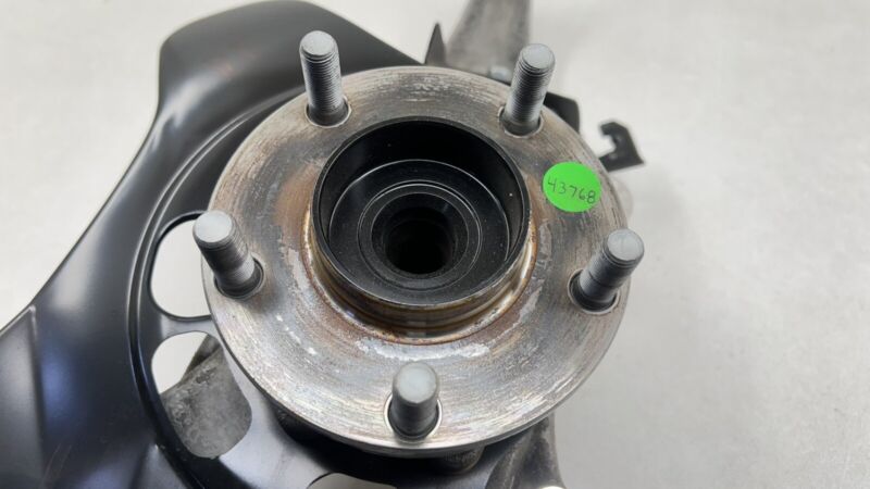 Does Not Apply 24-25 NISSAN Z NISMO PASSENGER RIGHT FRONT SPINDLE KNUCKLE HUB BEARING OEM