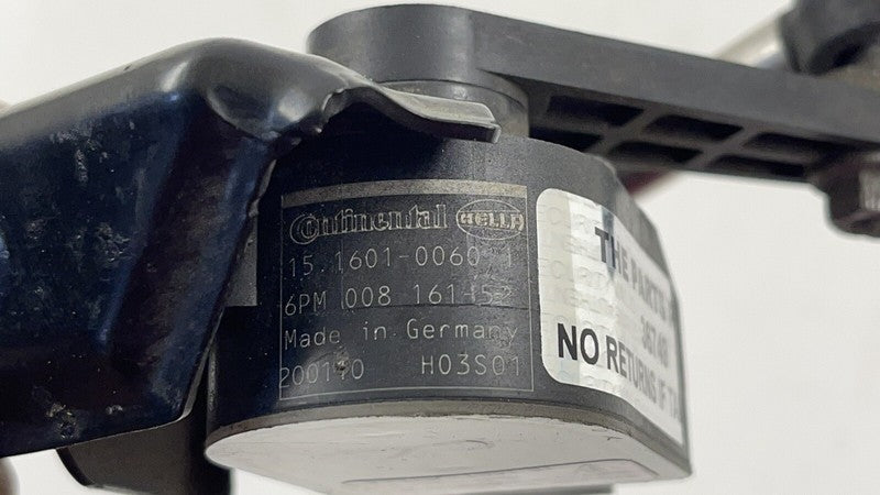 6PM.008.161.52 / 6PM 008 161 52 / 6PM00816152 10-16 PORSCHE PANAMERA RIGHT FRONT HEADLIGHT SUSPENSION HEIGHT LEVEL SENSO