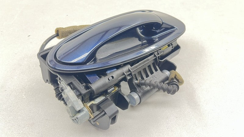 970.537.064.04 / 970 537 064 04 / 97053706404 10-16 PORSCHE PANAMERA PASSENGER RIGHT REAR EXTERIOR DOOR HANDLE ASSEMBLY 