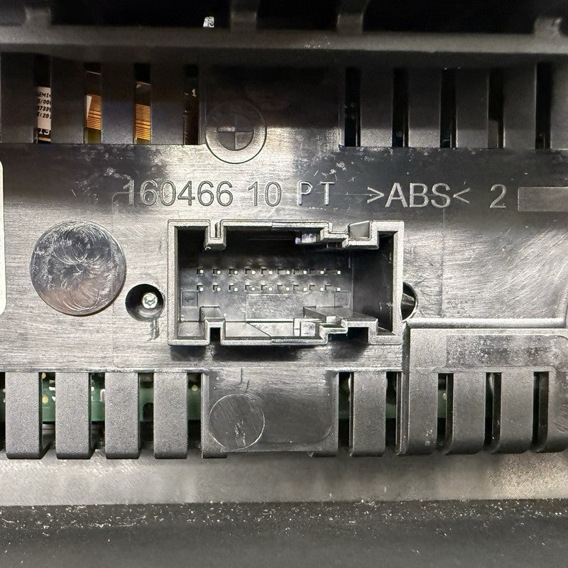 9 304 719 / 9304719 11-16 BMW M5 528 535 550 F10 Rear Console AC Vent W/ Climate Control Switch OEM