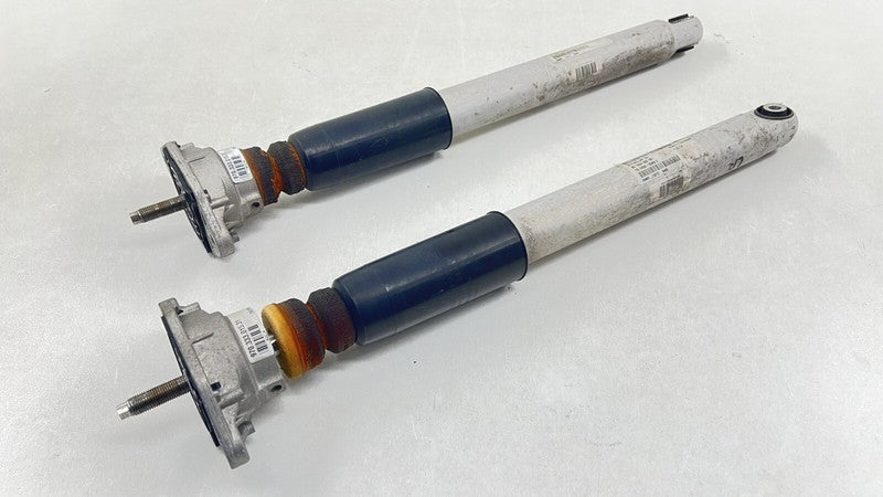 970.333.107.01 / 970 333 107 01 / 97033310701 10-16 PORSCHE PANAMERA LEFT AND RIGHT REAR SHOCK ABSORBER SUSPENSION PAIR 