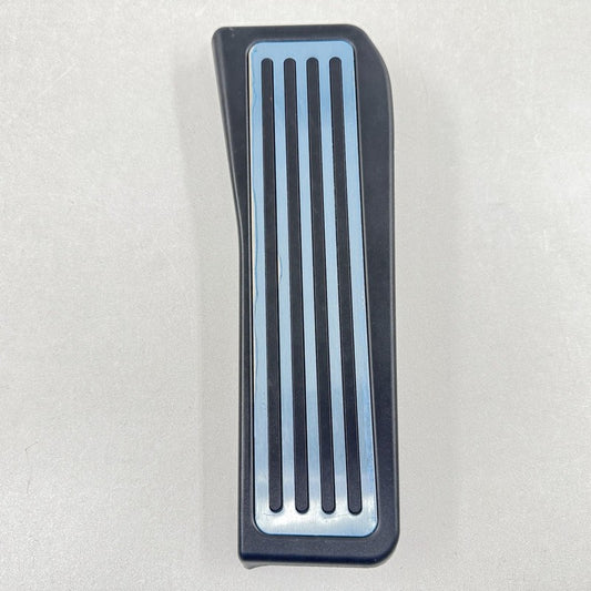 84898398 22-25 CADILLAC CT4 CT5 V BLACKWING FOOT REST TRIM 84898398 OEM