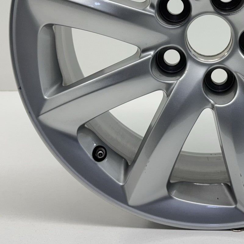 42611-50730 / 42611 50730 / 4261150730 07-09 Lexus LS460 Wheel Rim 18x7.5 +32 Offset Silver 42611-50730 Factory OEM